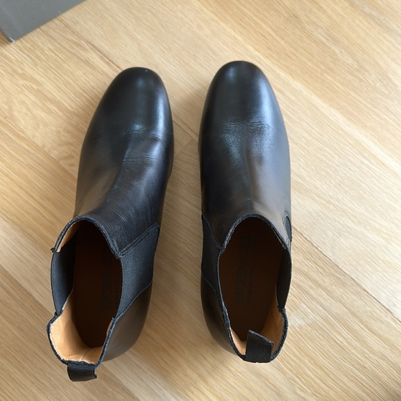 Brand new Italian leather booties - Picture 5 of 6